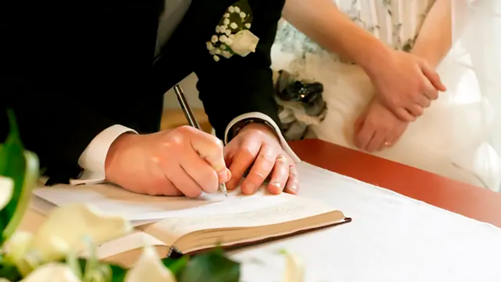 Firma novios | Deberes y obligaciones del matrimonio canónico