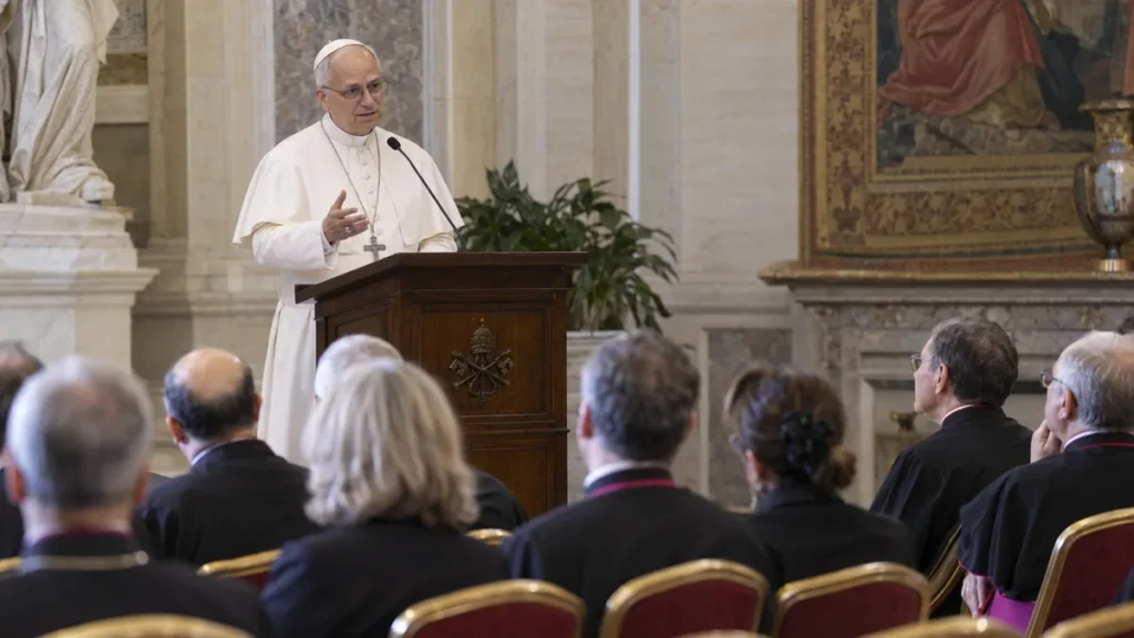 Primer discurso de León XIV a la Rota Romana: qué cambia para tu nulidad